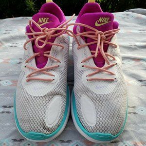 Nike Womens ACMI Hyper Violet sz 8.5White/Black/Hyper Violet Marathon A00834-101